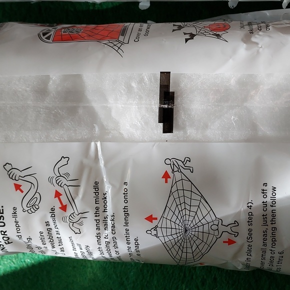 Spider web decoration - Picture 3 of 5